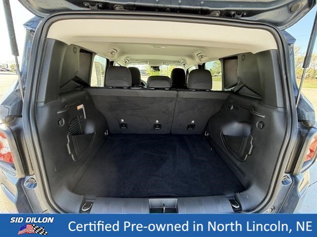 Used 2023 Slate Blue Pearlcoat Jeep Latitude image 11