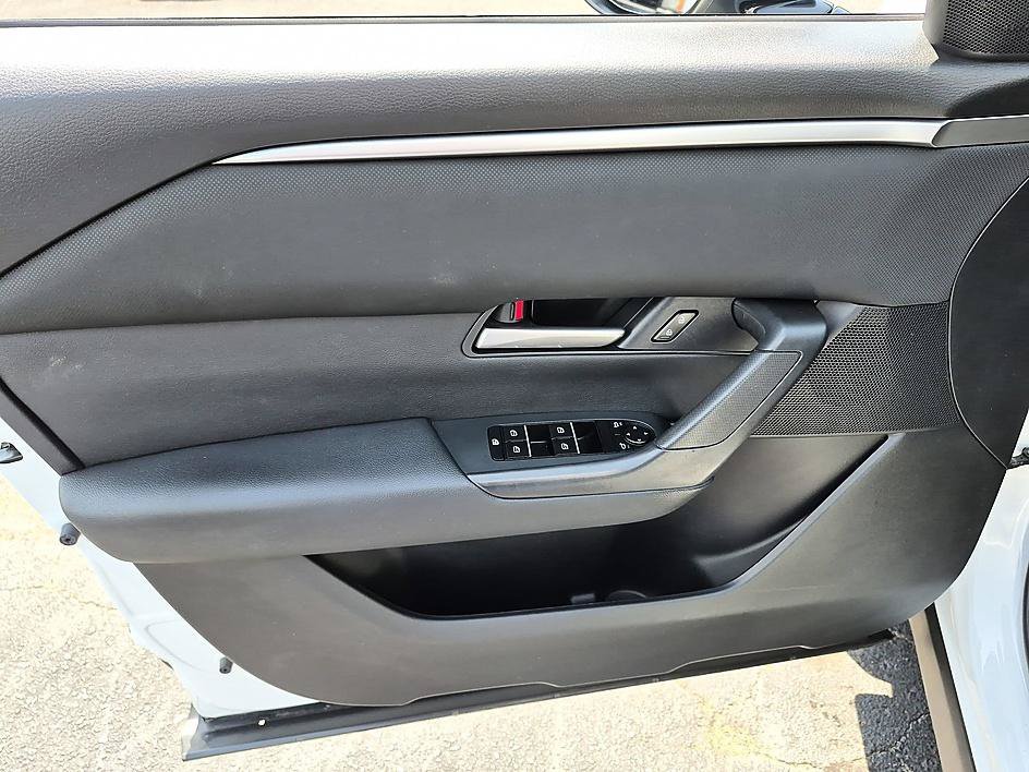 Used 2023 Wind Chill Pearl Mazda 2.5 S Preferred Plus Package image 12