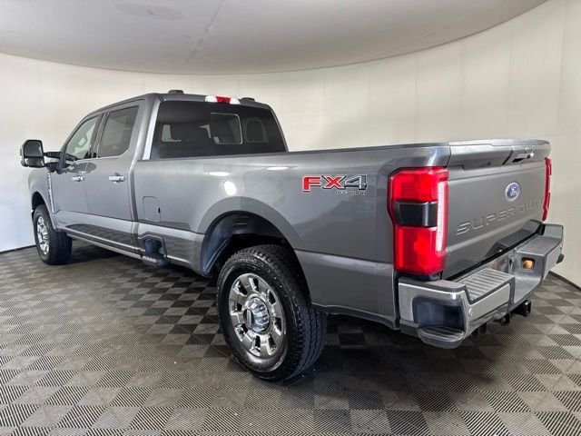 Used 2024 Gray Ford Lariat image 6
