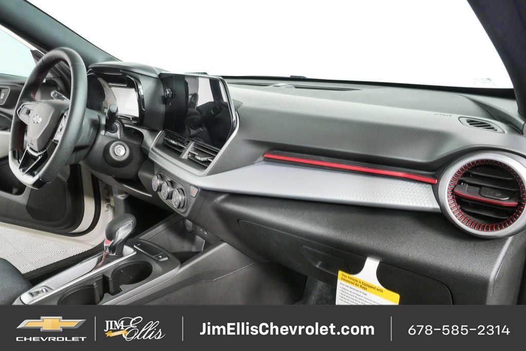 2026 Chevrolet Trax RS - Photo 22