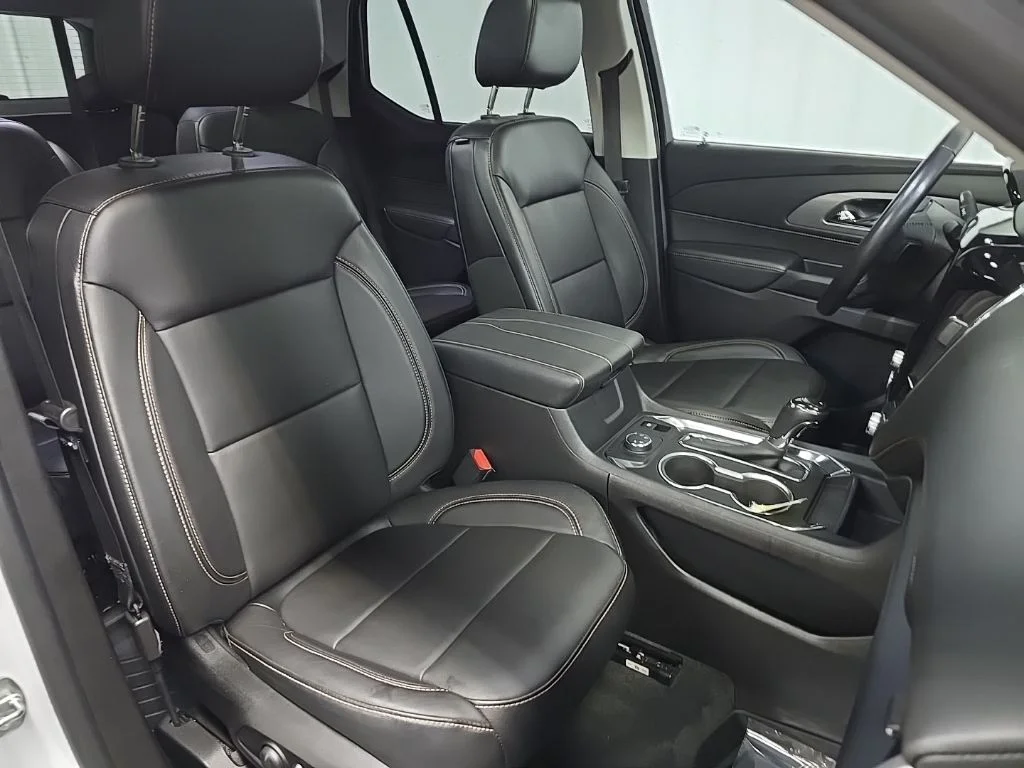 Used 2019 Summit White Chevrolet 3LT image 15