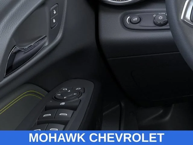 New 2026 Summit White Chevrolet ACTIV image 22