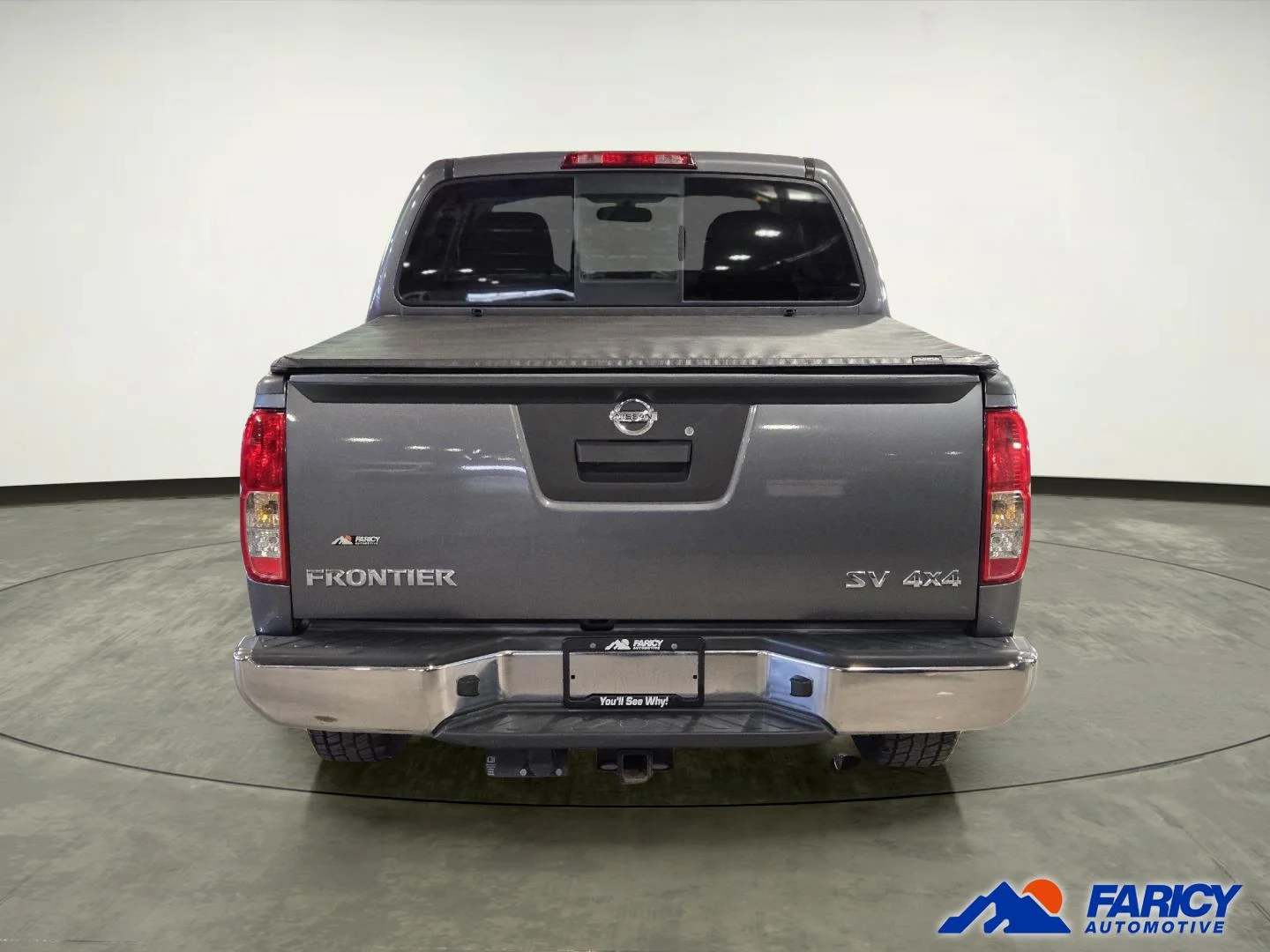 Used 2018 Gun Metallic Nissan SV V6 image 5