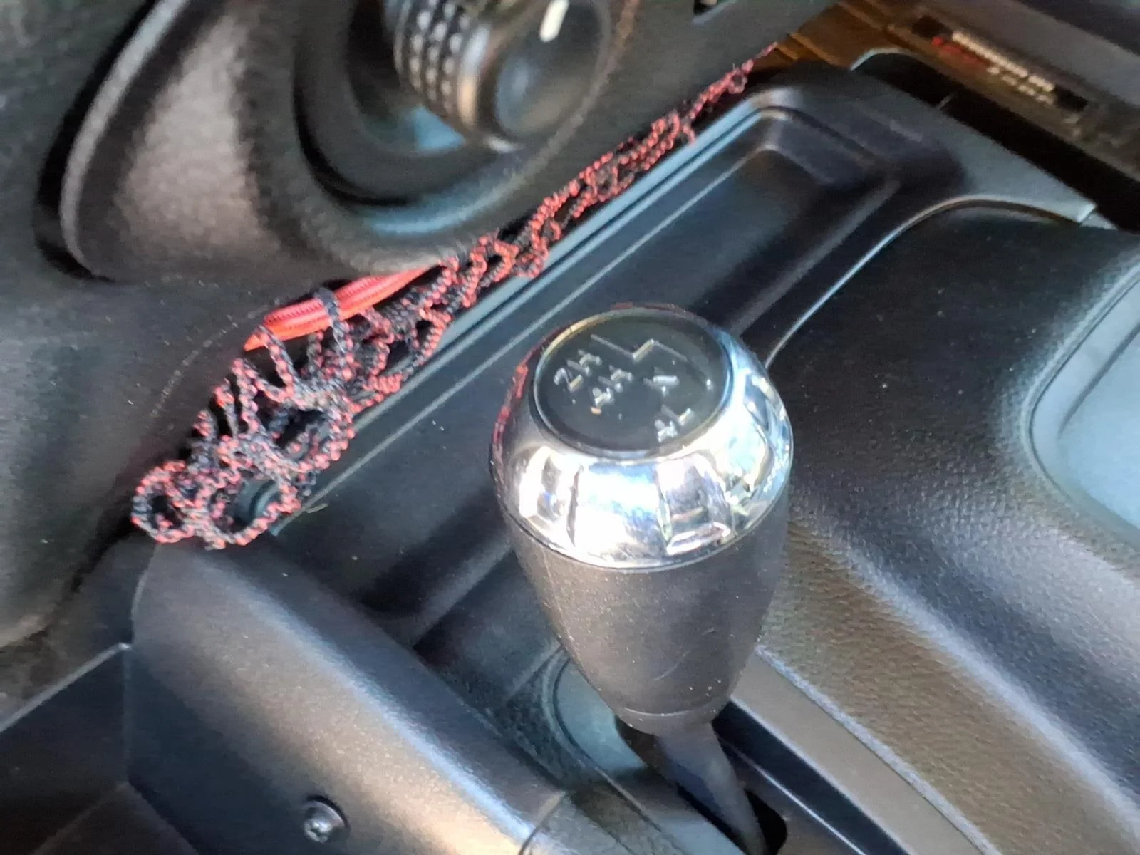 Used 2018 Black Clearcoat Jeep Rubicon Recon image 9