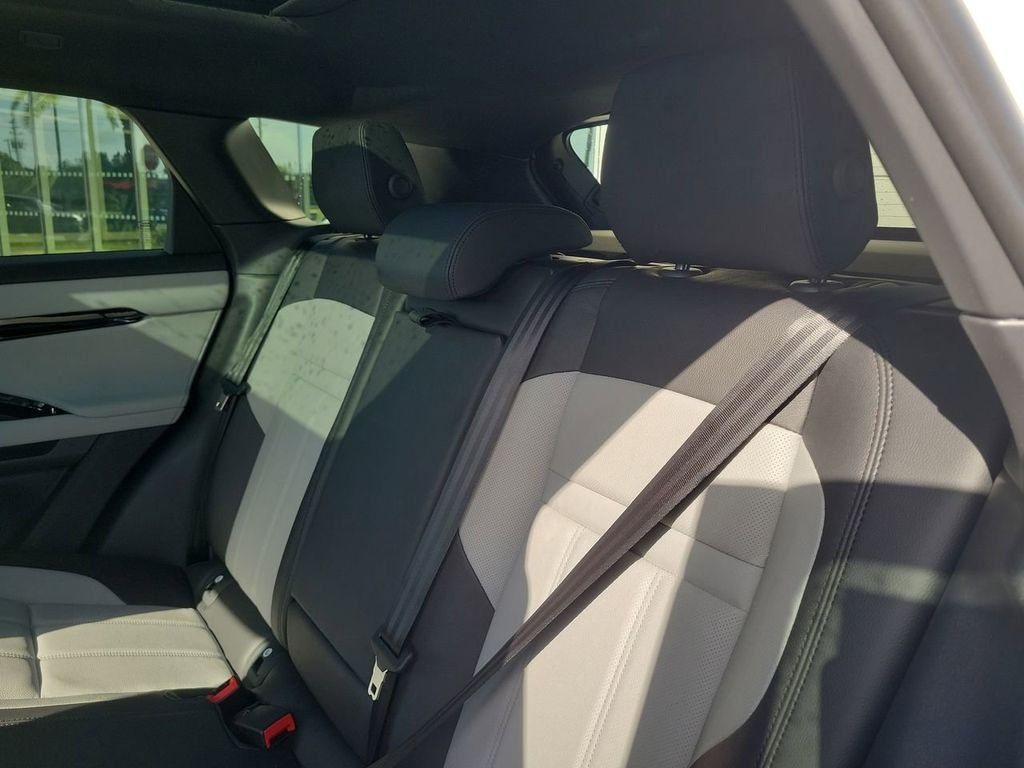 2026 Land Rover Range Rover Evoque Dynamic SE - Photo 15
