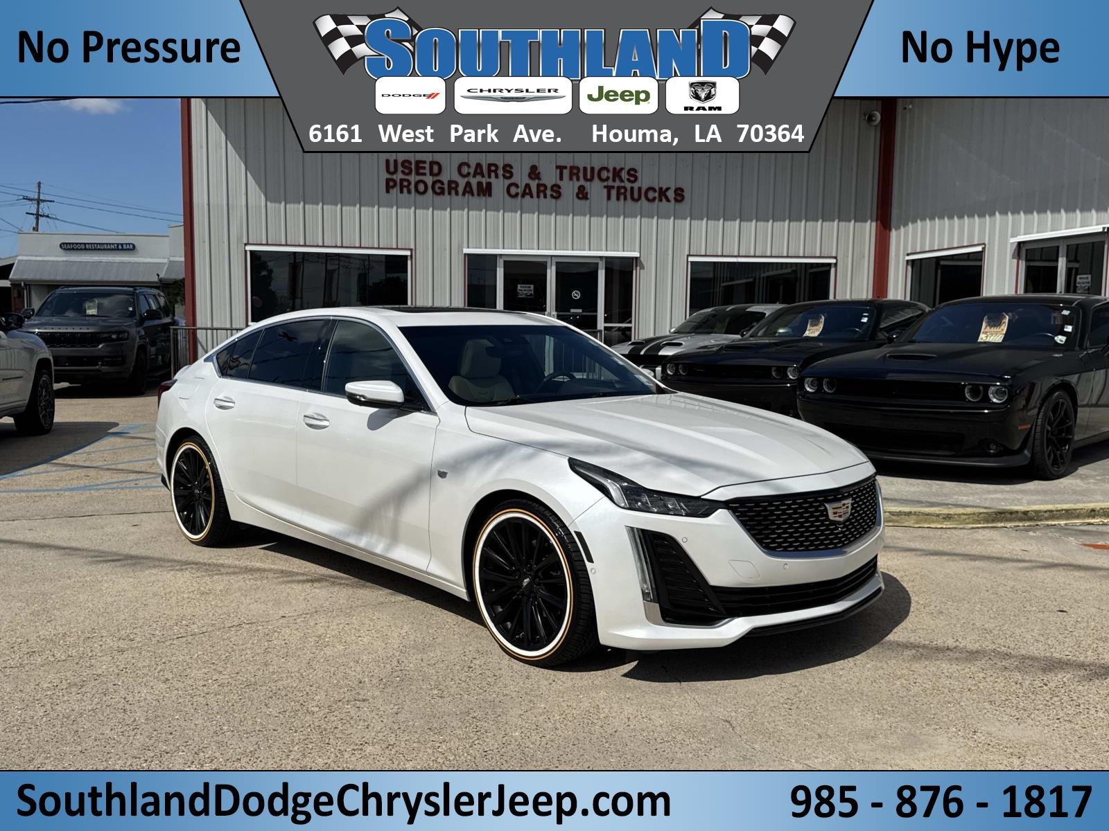 Used 2021 Crystal White Tricoat Cadillac Premium Luxury image 1
