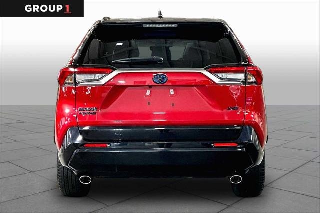 Certified Used 2024 SUPERSONIC RED/BLACK Toyota  image 5