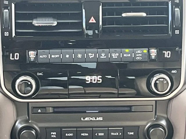 2023 Lexus GX PREMIUM - Photo 16