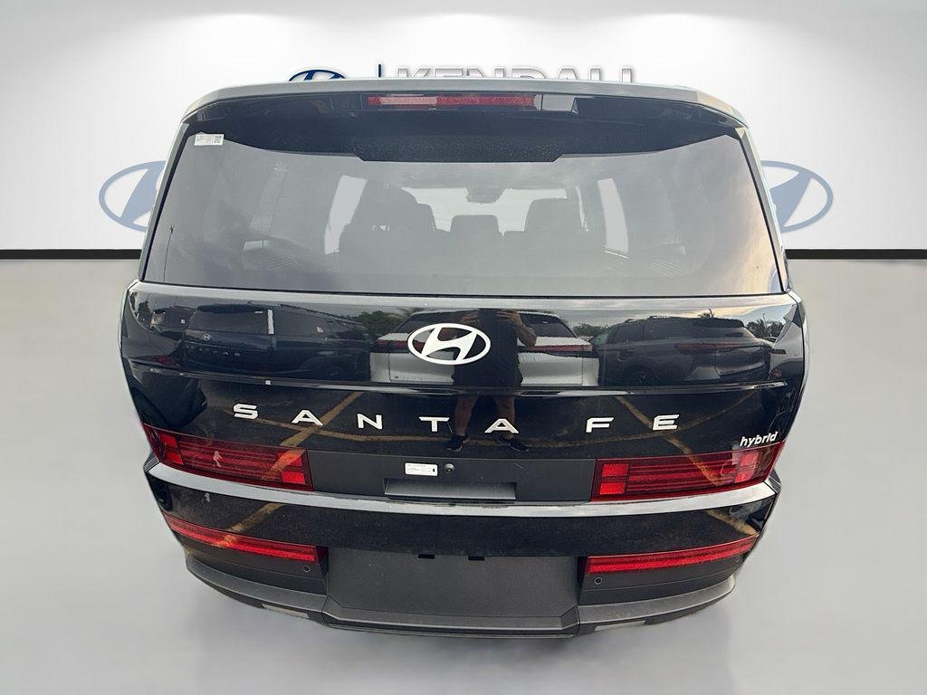 New 2026 Phantom Black Hyundai SE image 5