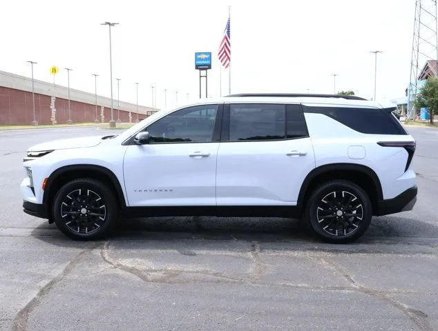 New 2026 Polar White Tricoat Chevrolet LT image 31
