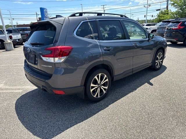 Used 2022 Gray Subaru Limited image 21