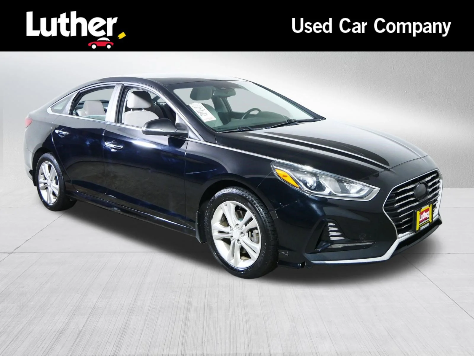 Used 2018 Phantom Black Hyundai SEL image 1