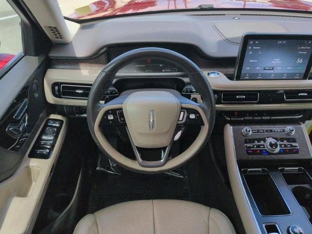 Certified Used 2020 Red Lincoln Reserve image 16