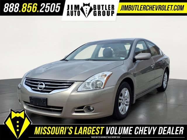 Used 2011  Nissan 2.5 S image 1