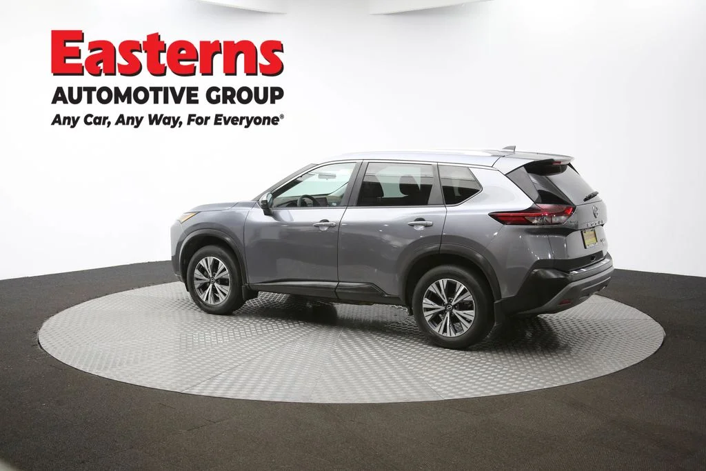 Used 2022 Gray Nissan SV image 61