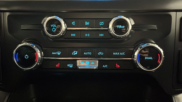 Used 2024 Antimatter Blue Metallic Ford XLT image 16