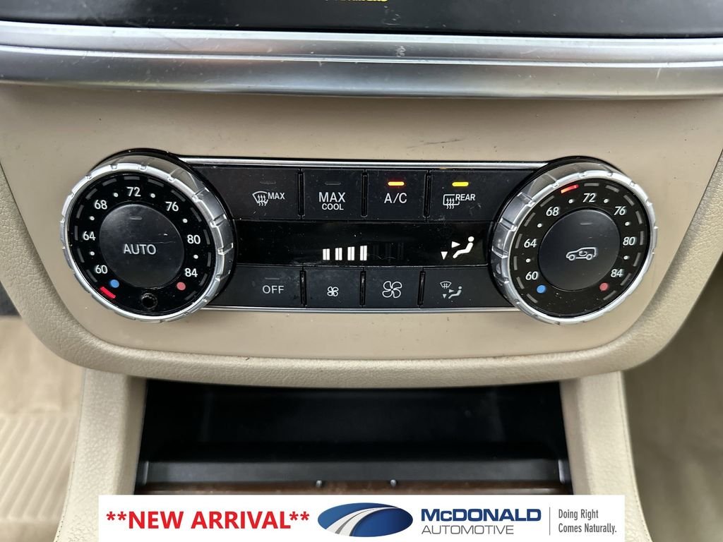 Used 2014 Brown Mercedes-Benz ML 350 image 19