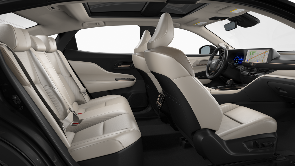 2026 Toyota Crown Limited - Photo 7