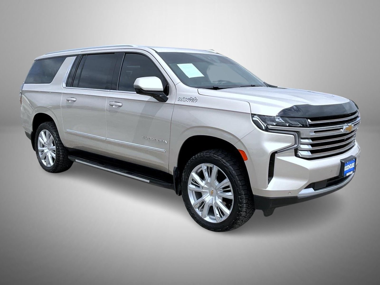 Used 2021 Beige Chevrolet High Country image 3
