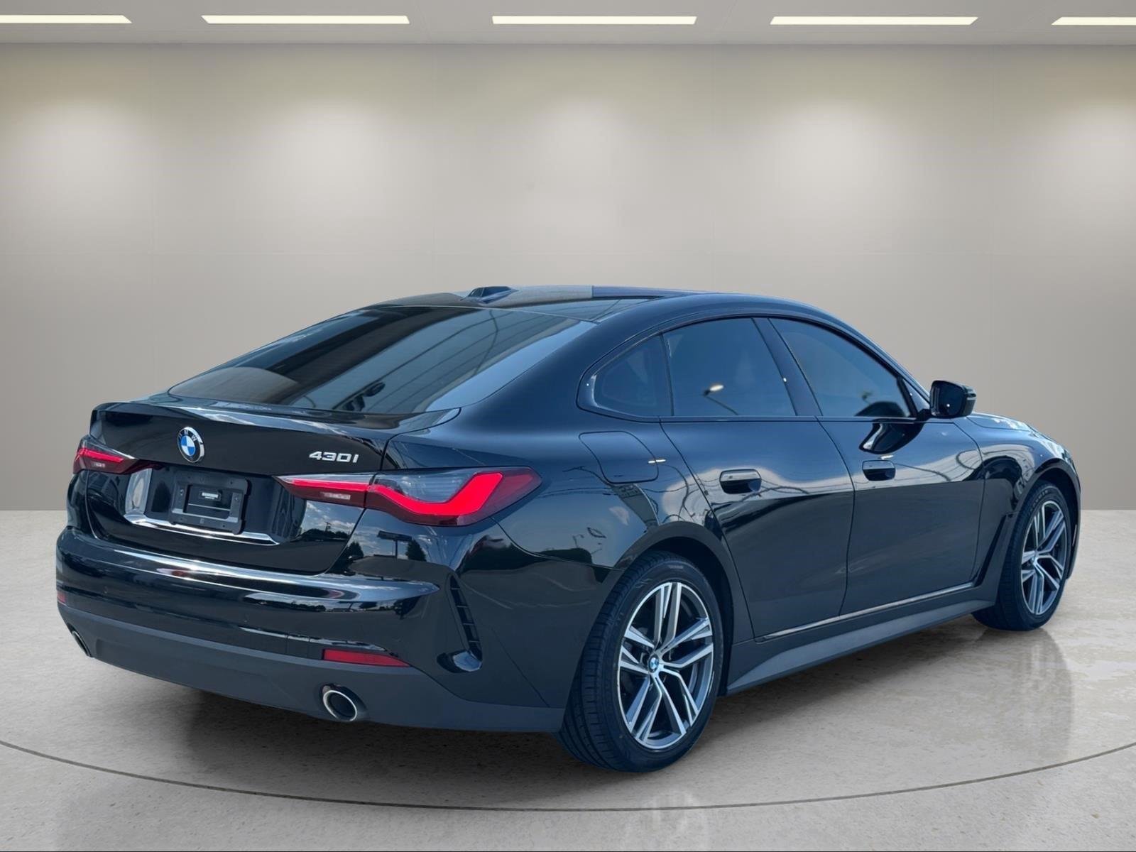 Used 2023 Jet Black BMW 430i image 5