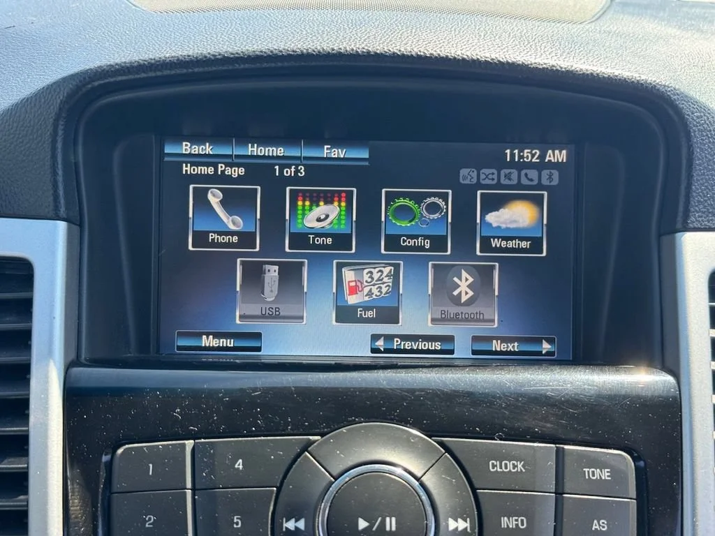 Used 2015 Tungsten Metallic Chevrolet LT image 18