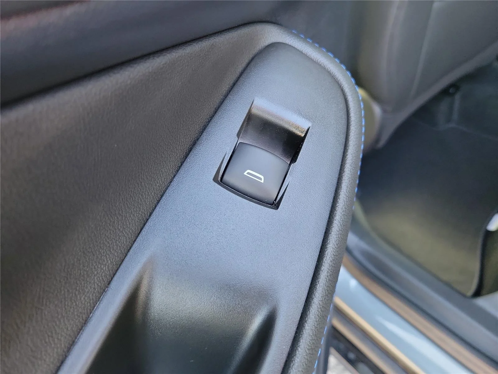2026 Buick Encore GX Sport Touring - Photo 21