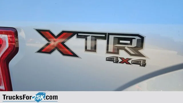 Used 2016 Ingot Silver Metallic Ford XLT image 38