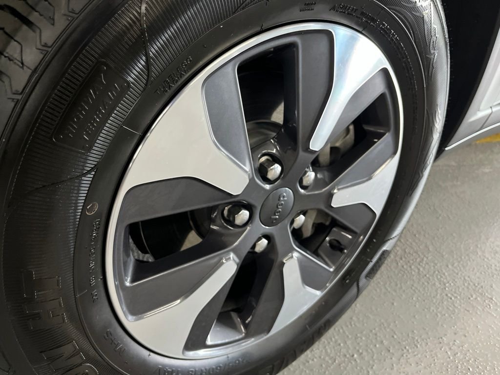 Used 2022 Bright White Clearcoat Jeep 4xe image 9