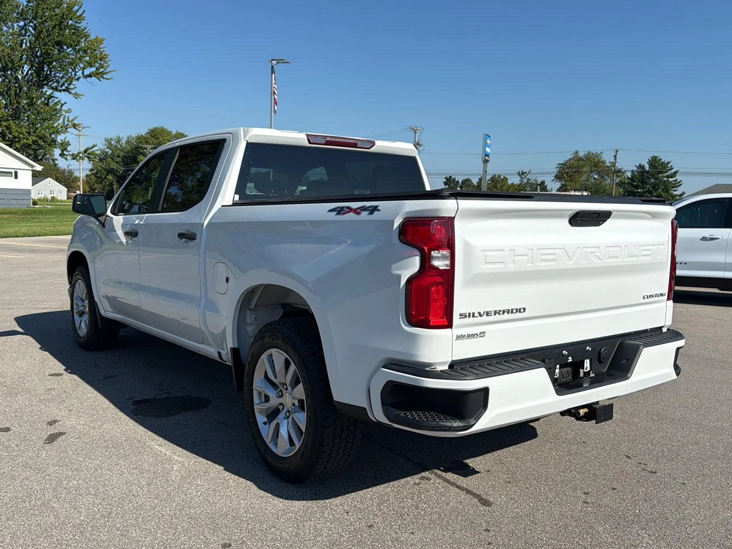 Used 2021 Summit White Chevrolet Custom image 17