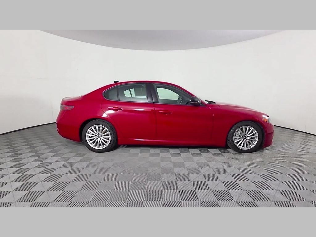 Used 2024 Alfa Rosso Alfa Romeo Sprint image 37