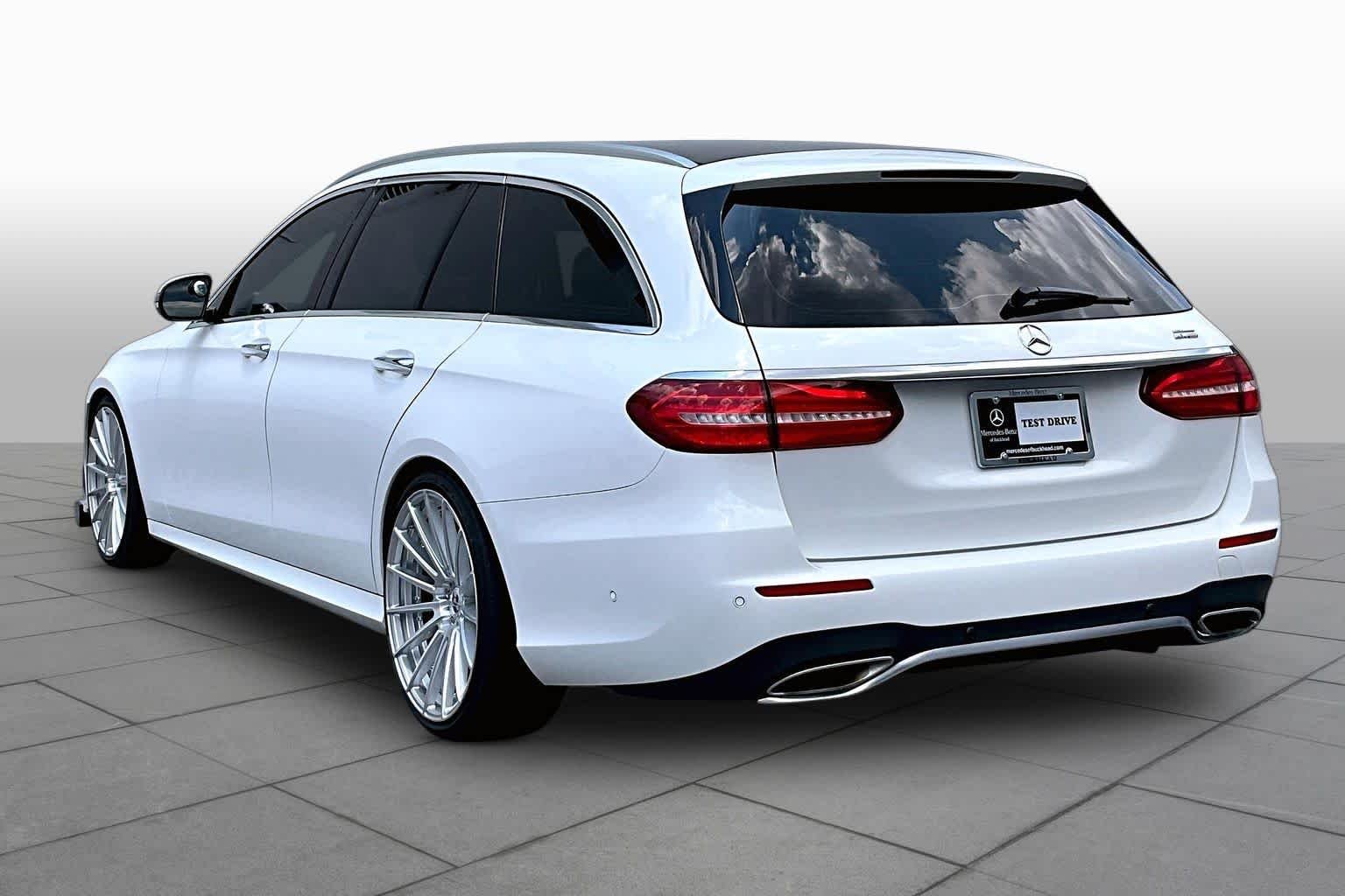 Used 2018 Polar White Mercedes-Benz E 400 image 11