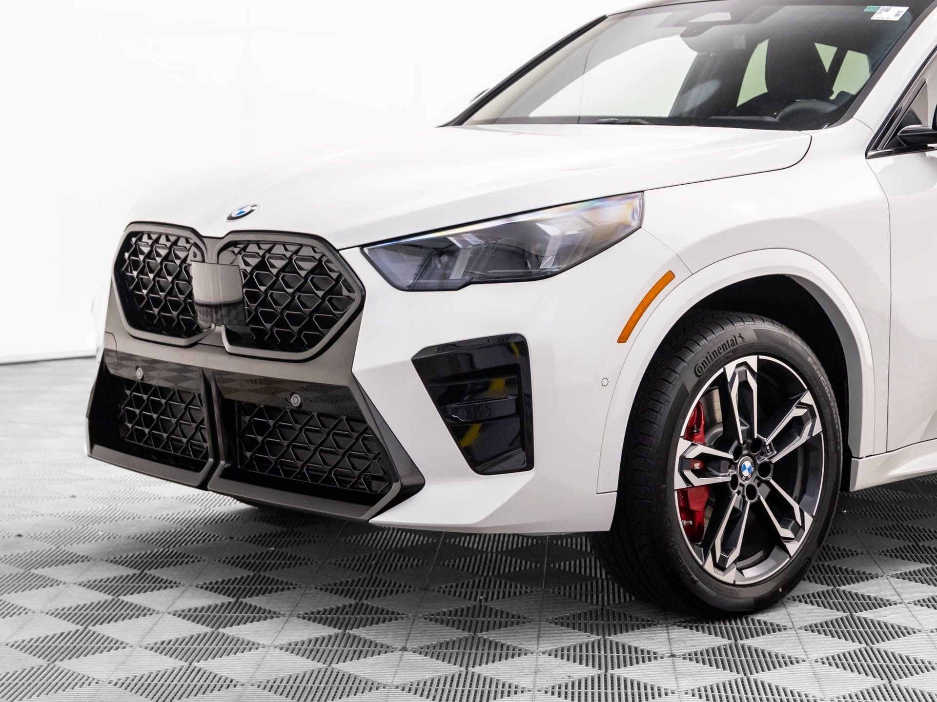 New 2026 Alpine White BMW xDrive28i image 35