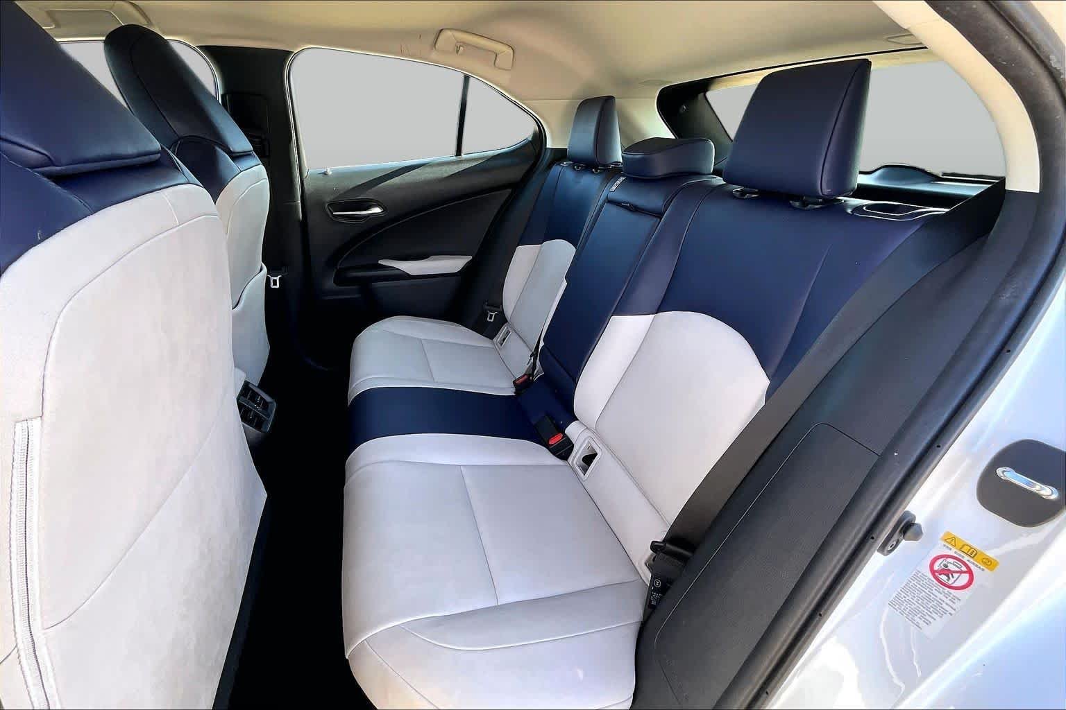 Used 2019 Eminent White Pearl Lexus Luxury image 21