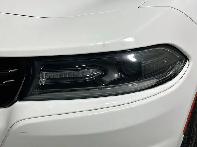Used 2019 White Dodge SXT image 23