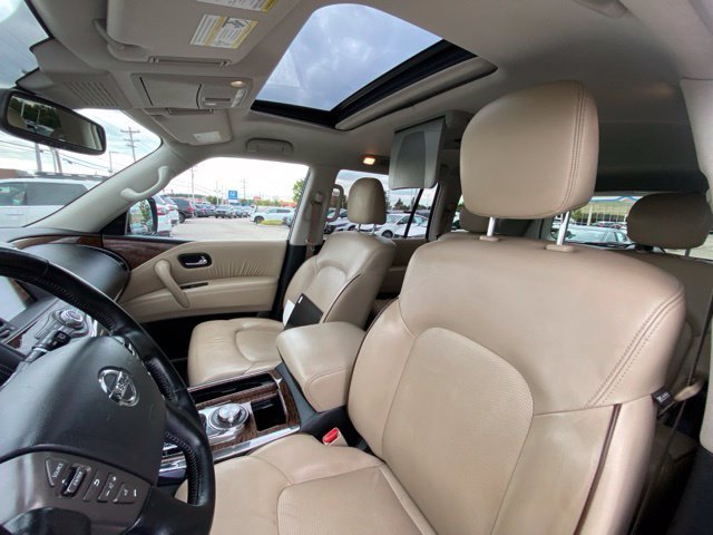 Used 2020 Pearl White Nissan SL image 36