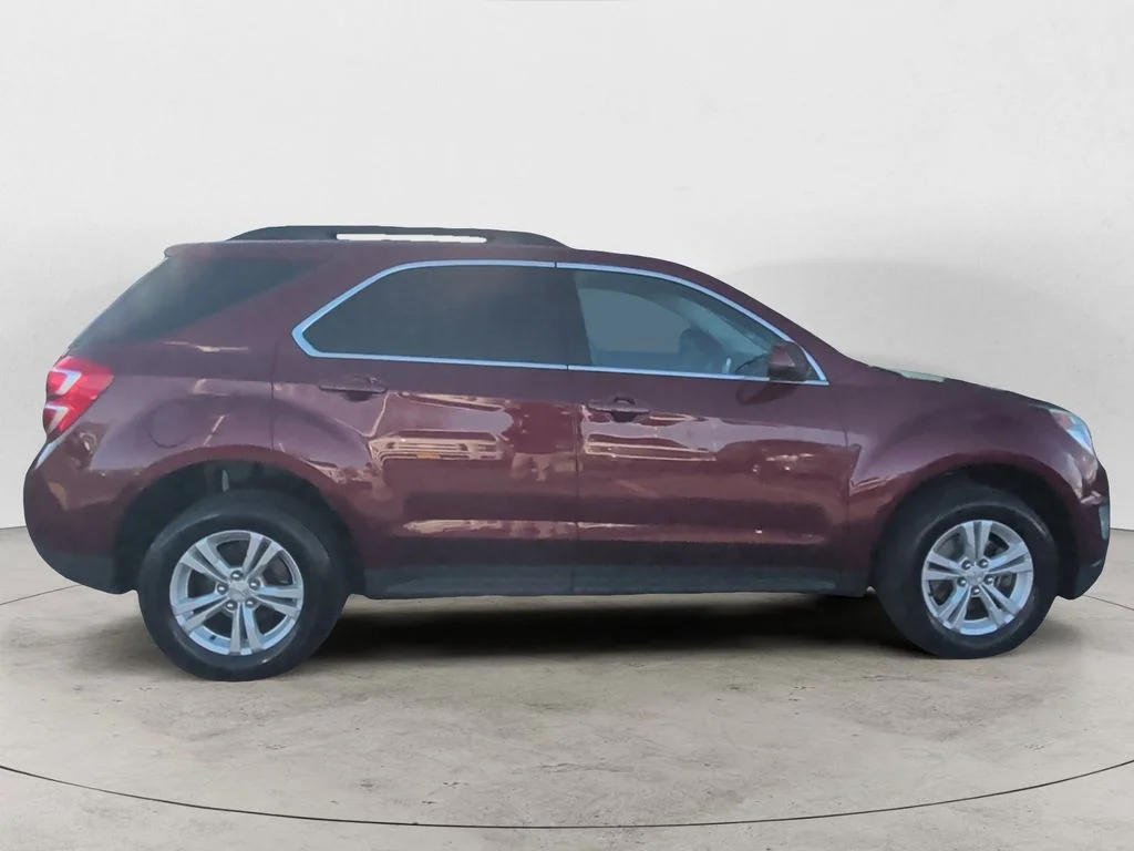 Used 2016 Red Chevrolet LT image 6