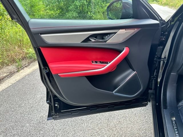 2026 Jaguar F-Pace R-Dynamic S - Photo 10