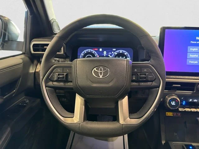Used 2025 Wind Chill Pearl Toyota Limited image 13