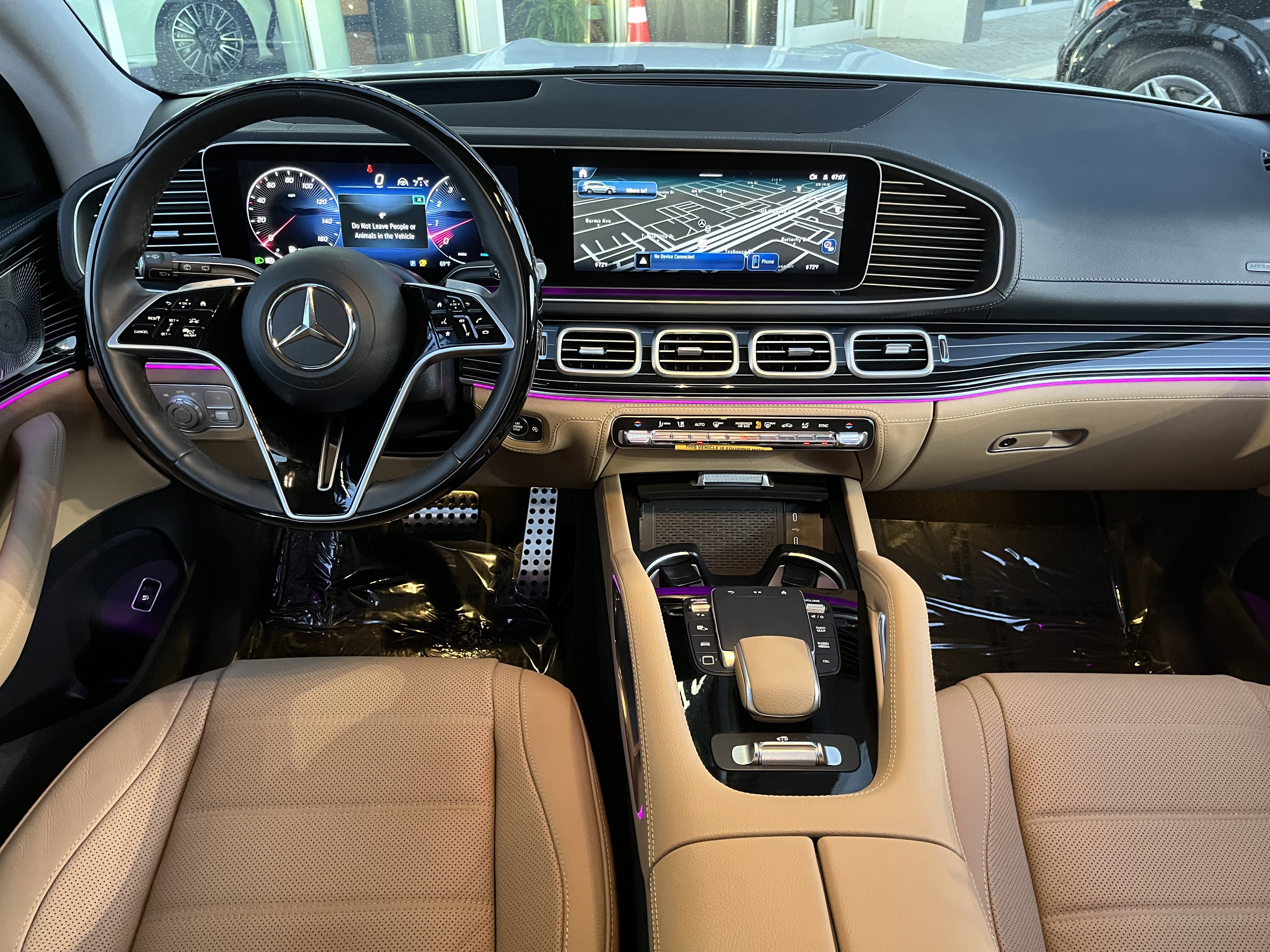 New 2026 MANUFAKTUR Moonlight White Metallic Mercedes-Benz GLS 450 image 19