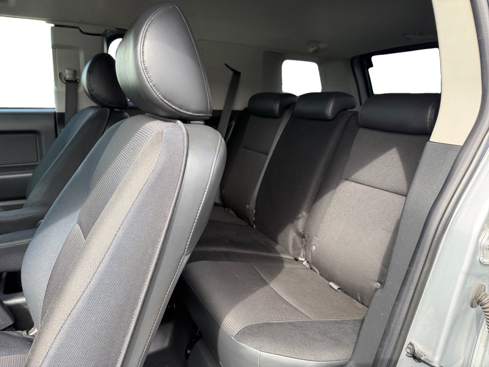 Used 2007 Titanium Metallic Toyota Base image 16