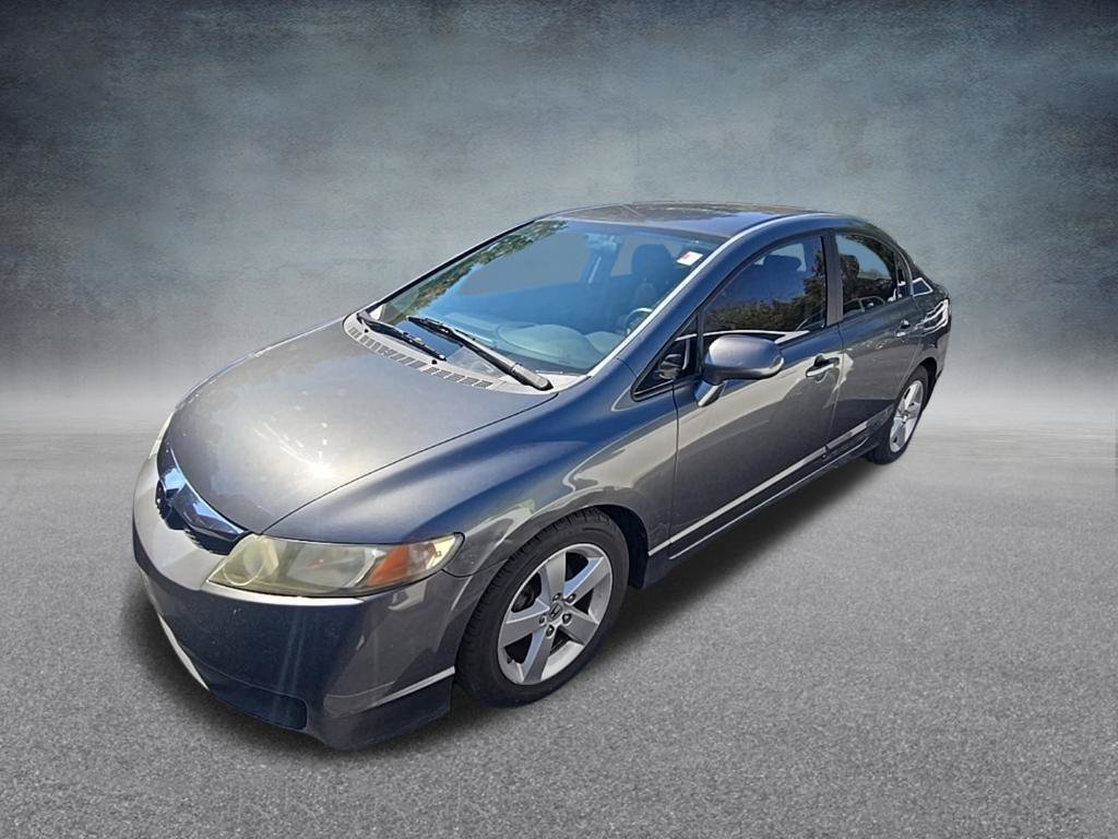 Used 2011  Honda LX-S image 3