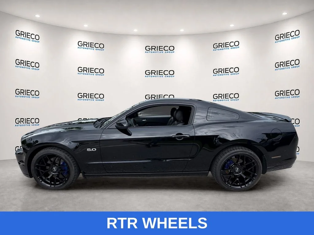 Used 2014 Black Ford GT Premium image 4