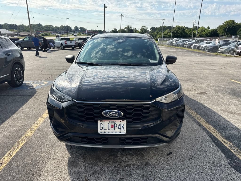 Used 2023 Ford Escape ST-Line with VIN 1FMCU0MN8PUB46880 for sale in Kansas City