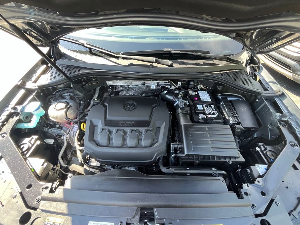 Used 2024 Gray Volkswagen 2.0T SE image 32