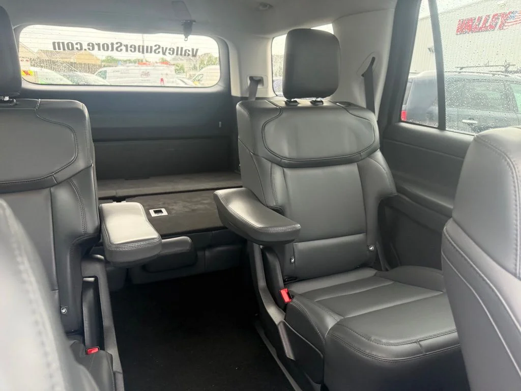 New 2026 Glacier Gray Metallic Tri-Coat Ford Active image 66