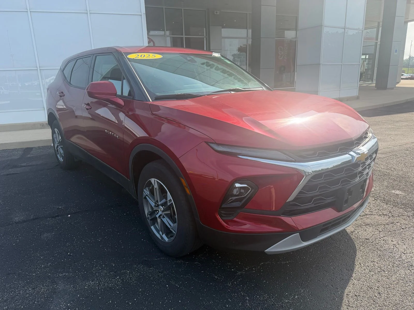 Used 2025 Red Chevrolet LT image 1