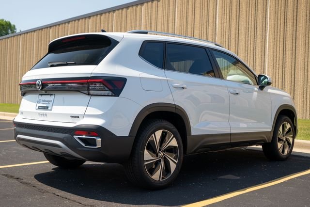 2025 Volkswagen Taos SE - Photo 6