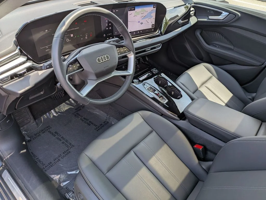 Used 2025 Blue Audi  image 10