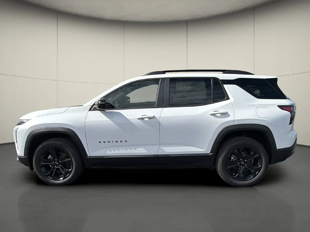 New 2027 Summit White Chevrolet LT image 4