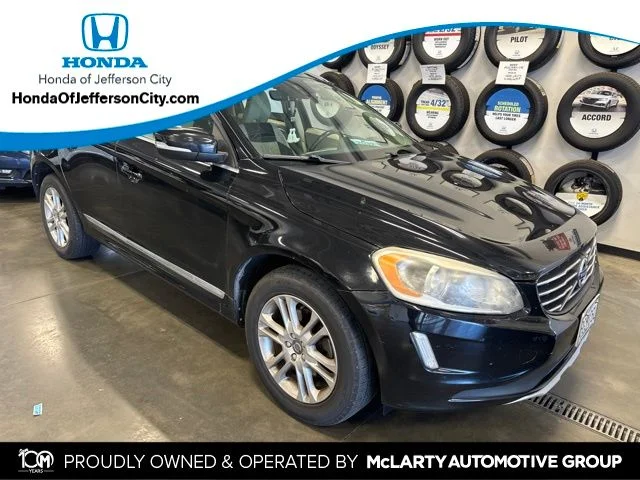 Used 2016 Black Volvo T5 Premier image 1